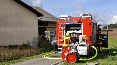 In dieser Lagerhalle in Oberscheinfeld kam es am Mittwoch zu einem Brand.  (Foto: Kreisfeuerwehrverband )