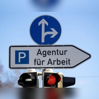 Die Arbeitslosenzahlen in Bayern sind im Oktober im Vergleich zum Vormonat gesunken. (Symbolbild) (Foto: Sven Hoppe/dpa)