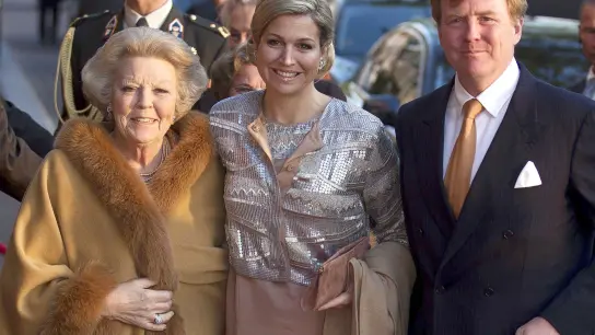 König Willem-Alexander, Königin Máxima und Prinzessin Beatrix - von der Steuer weiterhin befreit. (Foto: Jerry Lampen/ANP / ROYAL IMAGES/dpa)