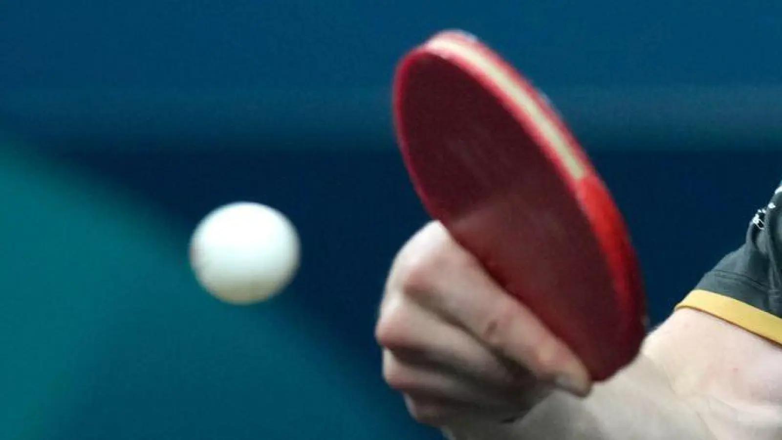 Tischtennis-Zweitligist TSV Windsbach unterlag beim 1.FC Köln deutlich mit 1:6. (Foto: Petros Giannakouris/AP/dpa)