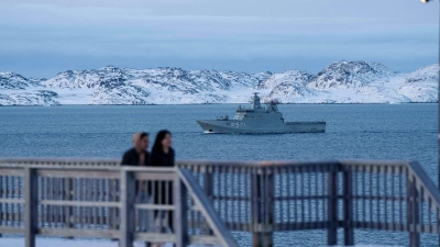 Die Soldaten aus Nato-Ländern werden am Freitag erwartet. (Foto: Evgeniy Maloletka/AP/dpa)