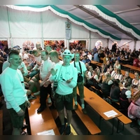 Für beste Stimmung ist im großen Festzelt wieder gesorgt. Feiern Sie mit! (Foto: Alexander Biernoth)