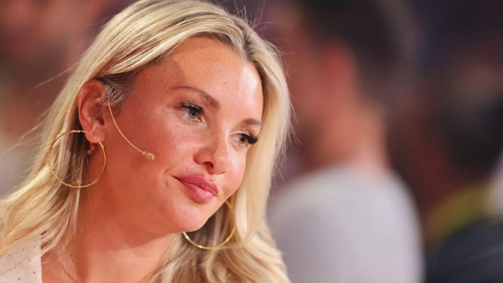 Evelyn Burdecki macht beim „Traumschiff“ mit. (Foto: Rolf Vennenbernd/dpa)