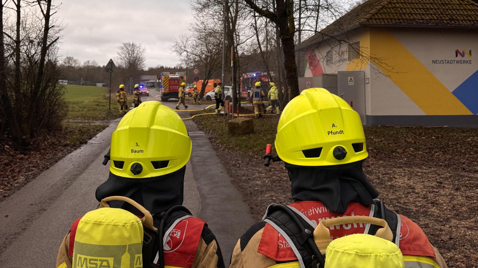 Technical defect: Smoldering fire in transformer station causes power ...