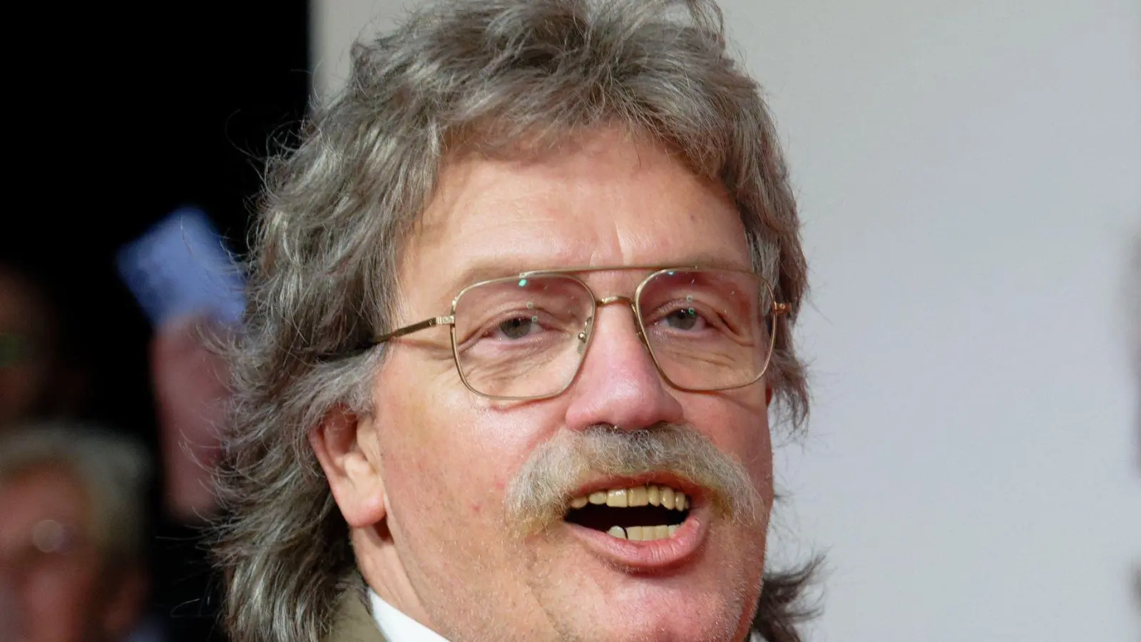 Horst Schlämmer mischt dieses Mal auch bei „LOL - Last One Laughing“ mit. (Archivbild) (Foto: Henning Kaiser/dpa)