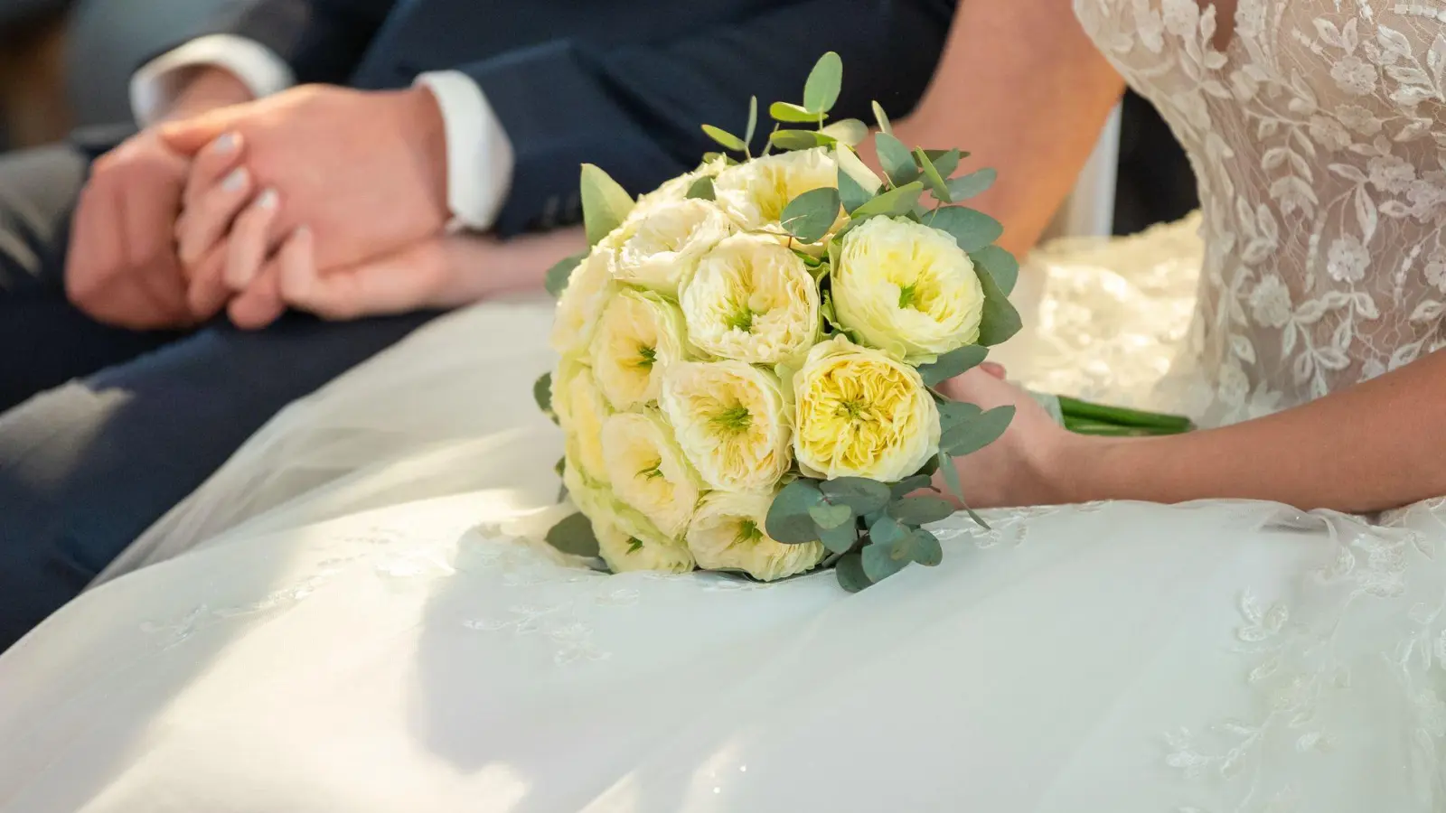 In Deutschland wurden 2024 349.200 Ehen geschlossen, wie das Statistische Bundesamt mitteilt. (Symbolbild) (Foto: Silas Stein/dpa)