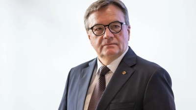 „Es ist einmal genug“: Günther Platter war 14 Jahre lang Ministerpräsident von Tirol und ist seit 36 Jahren in der Politik - jetzt soll Schluss sein. (Foto: Expa/Johann Groder/APA/dpa)
