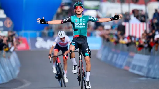 Für Lennard Kämna ist eine Teilnahme an der Tour de France nicht unwahrscheinlich. (Foto: Massimo Paolone/LaPresse/AP/dpa)