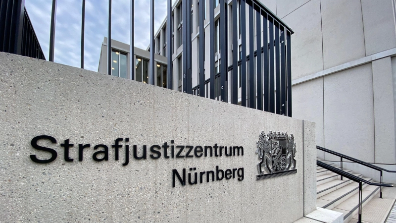 Am Landgericht Nürnberg-Fürth wurde der Angeklagte freigesprochen. In Freiheit kommt er nicht. (Foto: Manfred Blendinger)