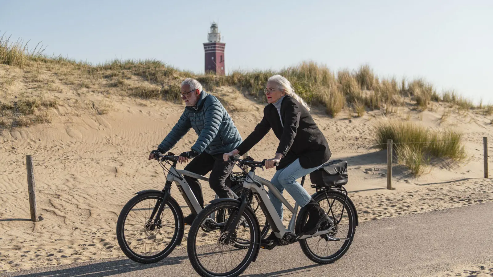 E-Bikes helfen Älteren mobil zu bleiben, vor allem auch auf längeren Touren. (Foto: www.tout-terrain.de/pd-f/dpa-tmn)