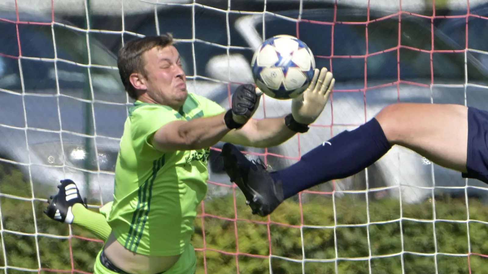 Felix Frei (hier in der Vorsaison) hütet in Mögeldorf den Kasten des TSC Neuendettelsau. (Foto: Martin Rügner)