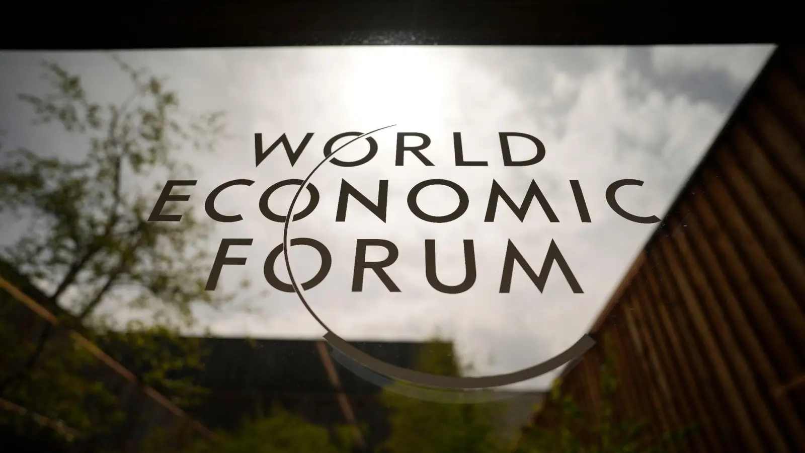 Das Treffen des Weltwirtschaftsforums findet in Davos vom 22. bis 26. Mai 2022 statt. (Foto: Markus Schreiber/AP/dpa)