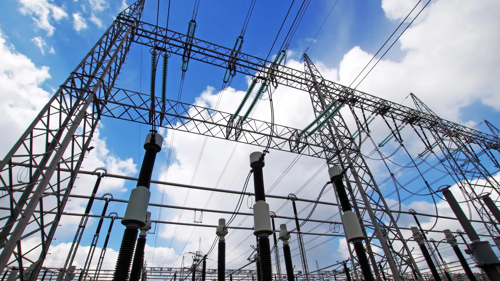 Das Umspannwerk in Raitersaich zählt zu größten seiner Art in Deutschland. (Archivfoto: Heinz Wraneschitz)