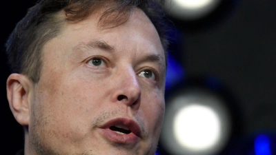 Elon Musk, der bei OpenAI nach wenigen Jahren ausgeschieden ist, kritisiert das Unternehmen schon lange. (Foto: Susan Walsh/AP/dpa)