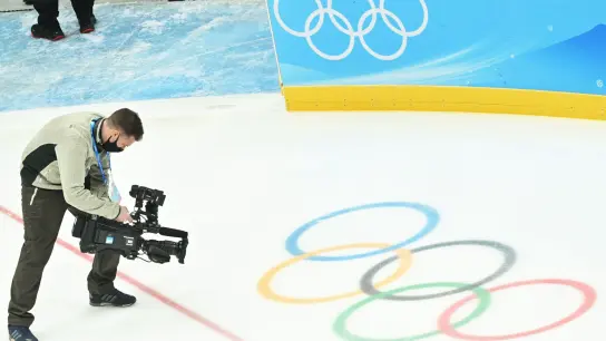 Die TV-Rechte für die Olympischen Spiele und Winterspiele wurden bis 2032 vergeben. (Foto: Peter Kneffel/dpa)