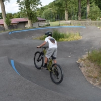 So eine asphaltierte Pumptrack-Anlage sollte in Schopfloch entstehen. Alles war vorbereitet, Fördergelder waren zugesagt - doch der Gemeinderat kippte nun das Projekt. (Archivbild: Ute Niephaus)