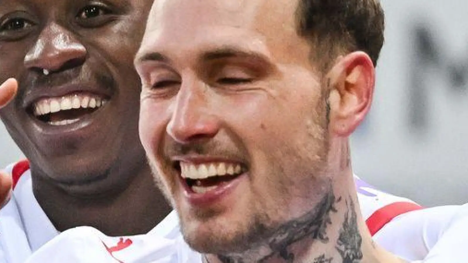 David Raum entschied die Partie mit dem 3:0. (Foto: Harry Langer/dpa)