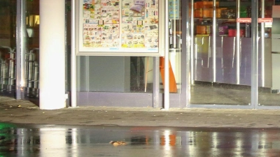 Ein vier Jahre altes Mädchen wurde in einem Supermarkt in Wangen mit einem Messer angegriffen. (Foto: David Pichler/dpa)