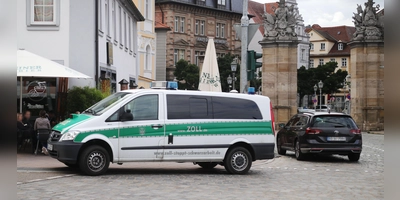 Bei einer Razzia des Zolls wurden am 9. Juli bayernweit Gastro-Betriebe durchsucht. Betroffen waren auch Objekte in Ansbach. (Foto: NEWS5/Markus Zahn)