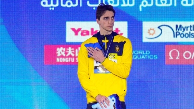 Gewinnt bei der Schwimm-WM in Doha die Goldmedaille über 50 Meter Freistil: Wladyslaw Buchow. (Foto: Hassan Ammar/AP)