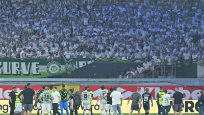 Nach dem Abstieg kommt beim VfL Wolfsburg alles auf den Prüfstand. (Foto: Swen Pförtner/dpa)