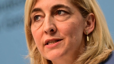 Nach Warkens Angaben kann Deutschland bei Bedarf unter anderem über das Robert Koch-Institut oder das Bernhard-Nocht-Institut Hilfe leisten. (Archivbild) (Foto: Sebastian Gollnow/dpa)