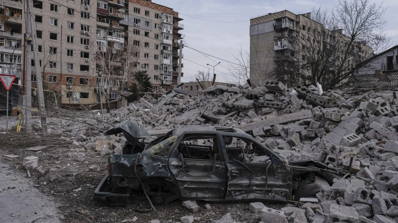 Kampf um die zerstörte Stadt Pokrowsk. (Archivbild) (Foto: Iryna Rybakova/Ukrainian 93rd Mechanized brigade/AP/dpa)