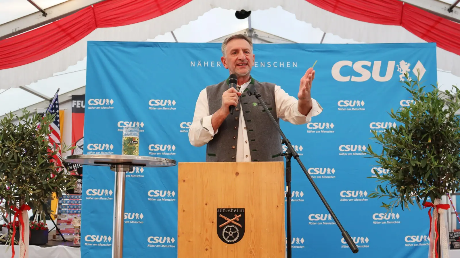 Günther Felßner, Präsident des Bayerischen Bauernverbandes, war der Hauptredner des politischen Abends in Illesheim.  (Foto: Antonia Müller)