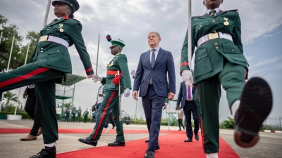 Bundeskanzler Olaf Scholz besucht mit Nigeria das bevölkerungsreichste und wirtschaftsstärkste Land des Kontinents. (Foto: Michael Kappeler/dpa)