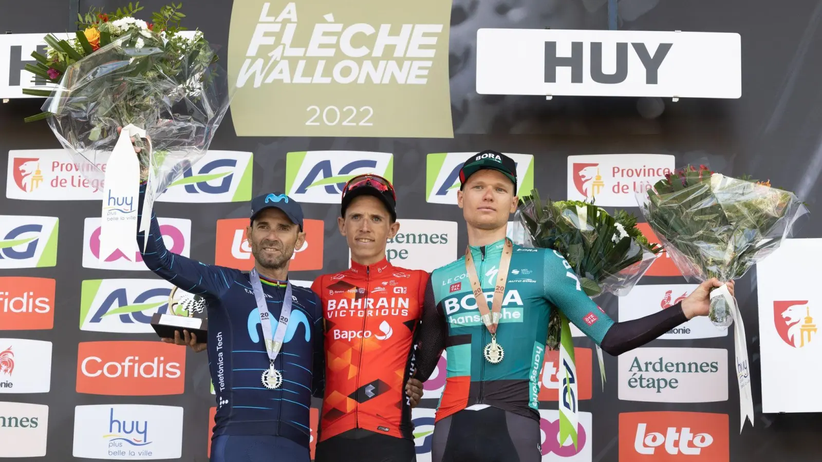 Alejandro Valverde (l) zeigte sich am Mittwoch mit Platz zwei beim Flèche Wallonne in starker Verfassung. (Foto: Benoit Doppagne/BELGA/dpa)