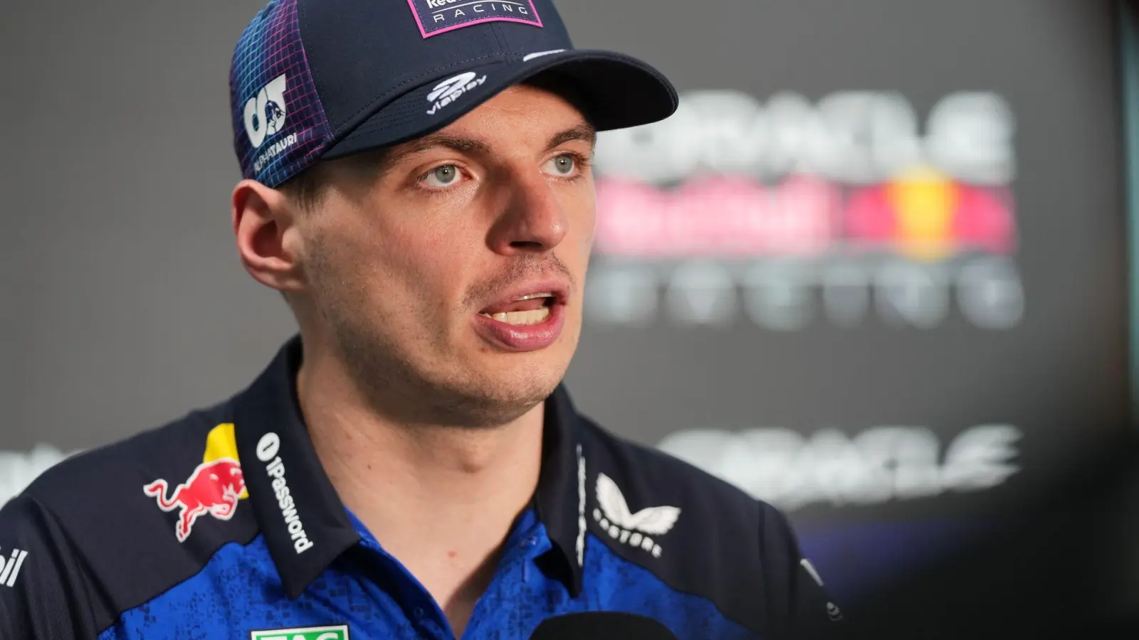 Die Regelanpassungen findet Max Verstappen zumindest nicht ganz verkehrt. (Foto: Lynne Sladky/AP/dpa)