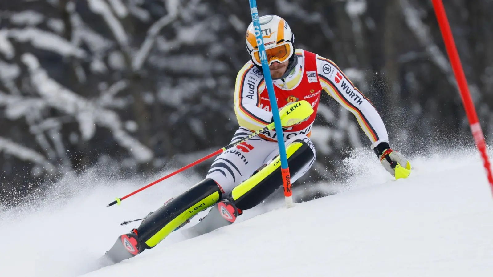 Skirennfahrer Linus Straßer kam beim Slalom in Chamonix auf Rang sechs. (Foto: Giovanni Pizzato/AP/dpa)