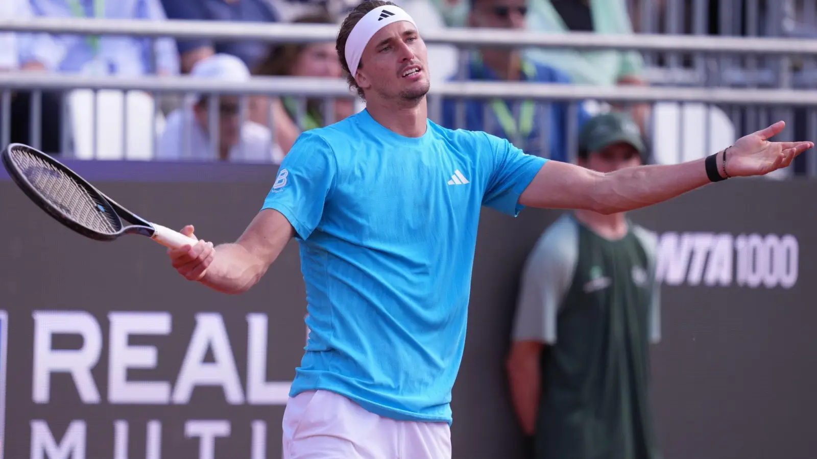 Aus im Achtelfinale von Rom: Alexander Zverev hadert mit seinem Spiel. (Foto: Alfredo Falcone/LaPresse/AP/dpa)
