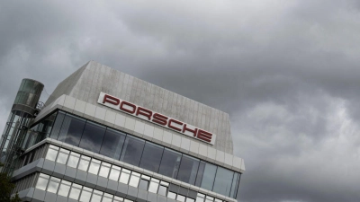 Der Porsche-Verkaufszahlen sind erneut gesunken. (Foto: Marijan Murat/dpa)