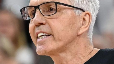 Gordon Herbert musste mit den Bayern eine deutliche Niederlage gegen Piräus einstecken. (Archivbild) (Foto: Harry Langer/dpa)