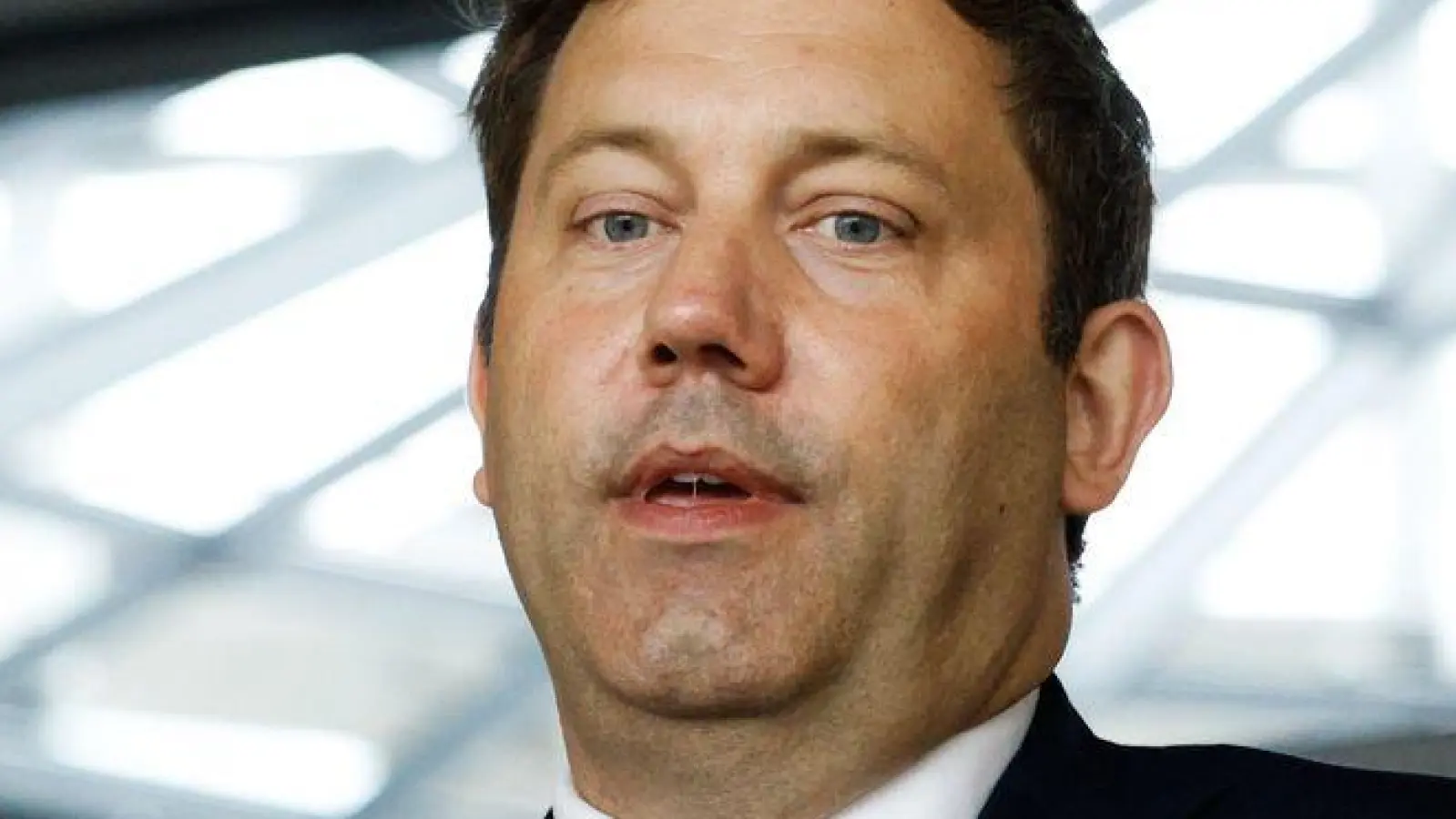 Verlangt von Verkehrsminister Schnieder Rechenschaft: Finanzminister Klingbeil. (Foto: Carsten Koall/dpa)