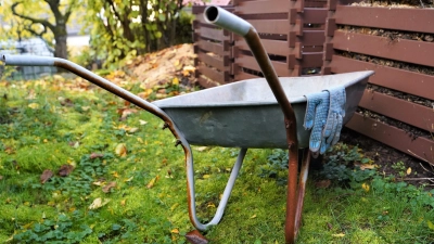 Bei der Nachbarschaftshilfe Ornbau geht es unter anderem um Unterstützung bei Gartenarbeiten. Das Angebot ist gut angelaufen. (Foto: Simone Hedler)