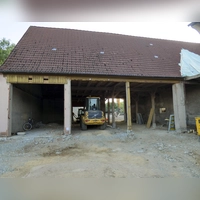 Die Umbauarbeiten für das Feuerwehrhaus sehen zwei Stellplätze vor. (Foto: Karl-Heinz Gisbertz)