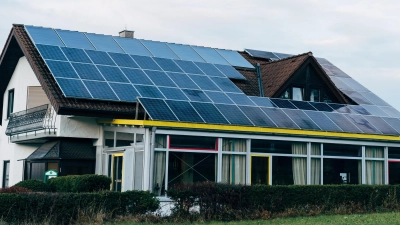 Die installierte Leistung aller Photovoltaikanlagen in Deutschland lag Ende 2024 bei 99.800 Megawatt, berichtet das Umweltbundesamt – das entspricht einer Verdoppelung in lediglich fünf Jahren.  (Foto: Pixabay)