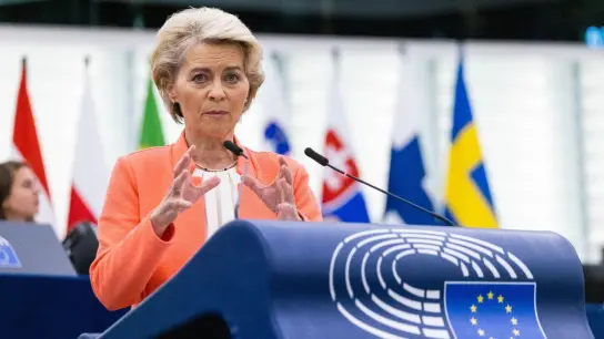 Ursula von der Leyen im Europäischen Parlament in Straßburg. (Foto: Philipp von Ditfurth/dpa)