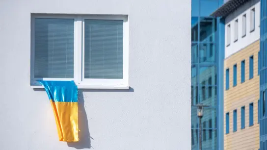 Eine verbilligte oder kostenfreie Überlassung Ihrer Immobilie an ukrainische Geflüchtete? Steuerlich haben Sie dadurch keine Nachteile zu fürchten. (Foto: Stefan Sauer/dpa-Zentralbild/dpa-tmn)