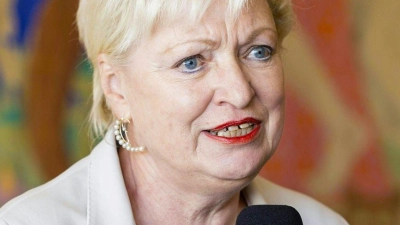 Die neue Festivalchefin telefonierte bereits mit Jelinek und Handke.  (Foto: Christian Leopold/Neumayr Fotografie/APA/dpa)