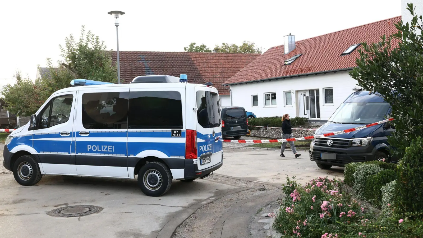 Bei einer routinemäßigen Waffenkontrolle sind zwei Behördenmitarbeiter getötet worden. (Archivbild) (Foto: Daniel Löb/dpa)