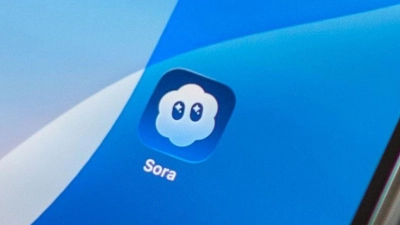 Mit Sora konnten Nutzer auch selbst in den per KI generierten Videos auftauchen. (Archivbild) (Foto: Andrej Sokolow/dpa)