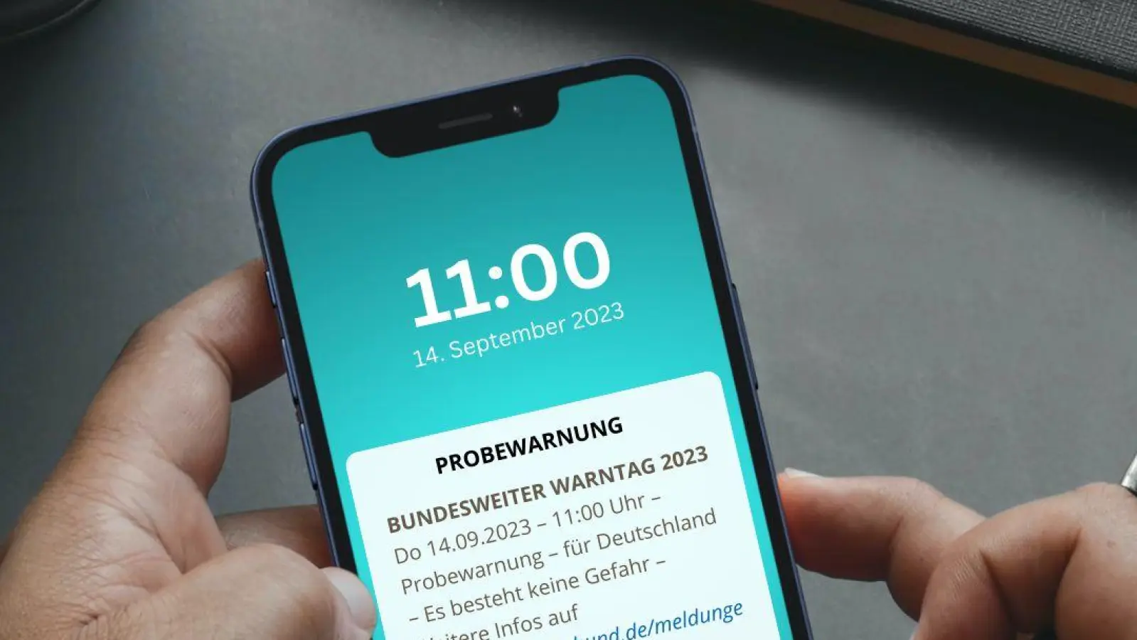 So eine Nachricht sollte am Warntag auf dem Handy aufploppen. (Foto: BBK)