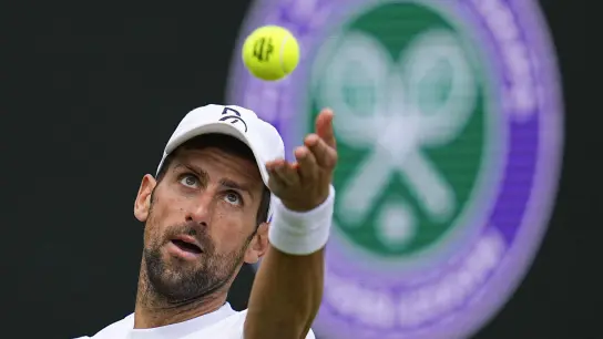 Novak Djokovic hat in Wimbledon die nächste Runde erreicht. (Foto: ---/kyodo/dpa)