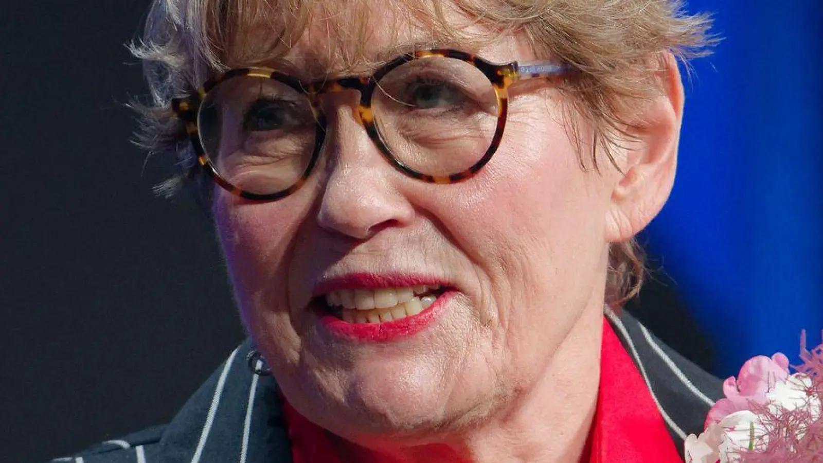 Die Sängerin Uschu Brüning ist in Köln geehrt worden. (Foto: Henning Kaiser/dpa)