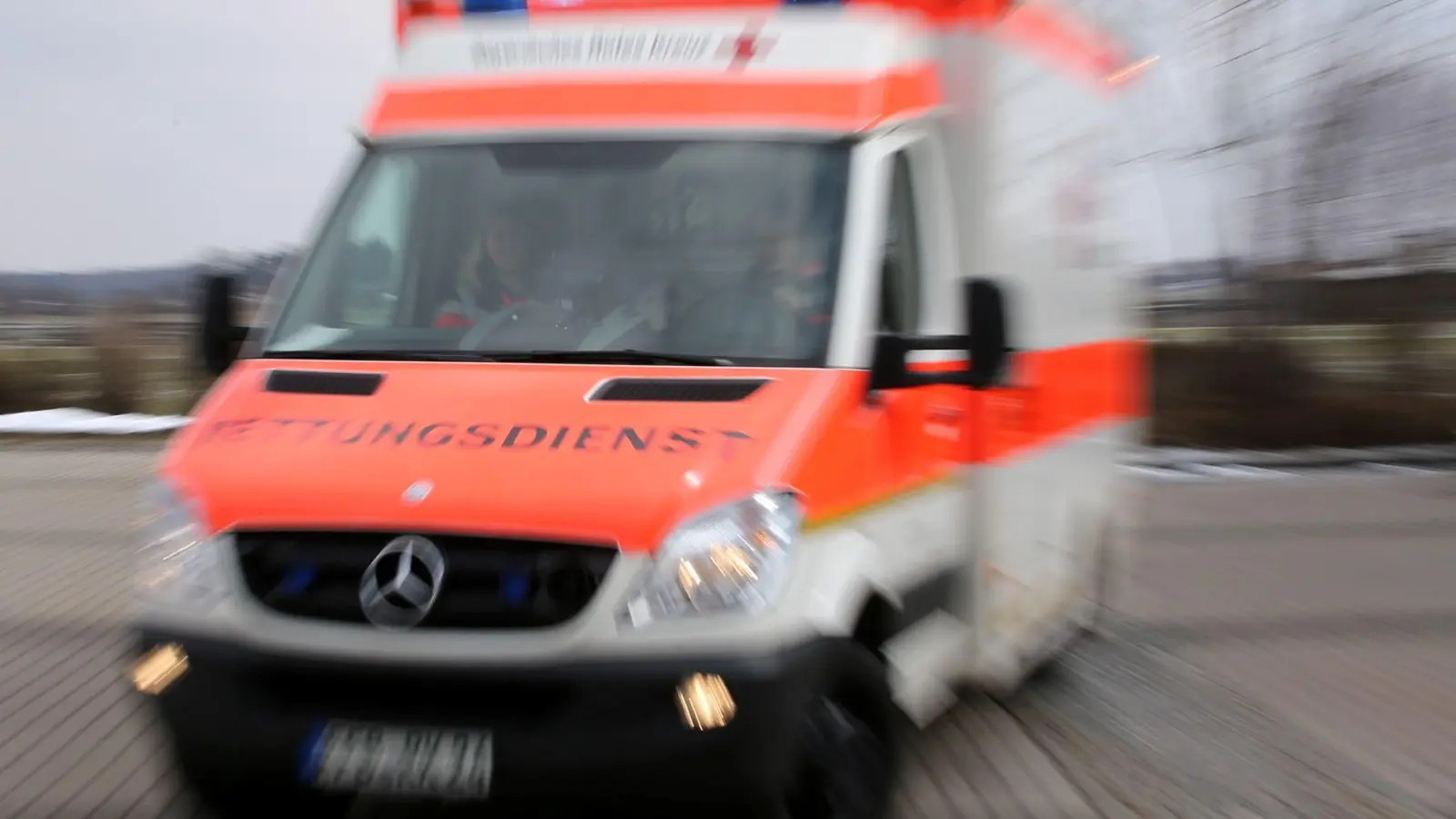 Alle vier Betroffenen mussten nach der Einnahme in Krankenhäuser gebracht werden, sind jetzt aber wieder gesund. (Symbolbild) (Foto: Stephan Jansen/dpa)