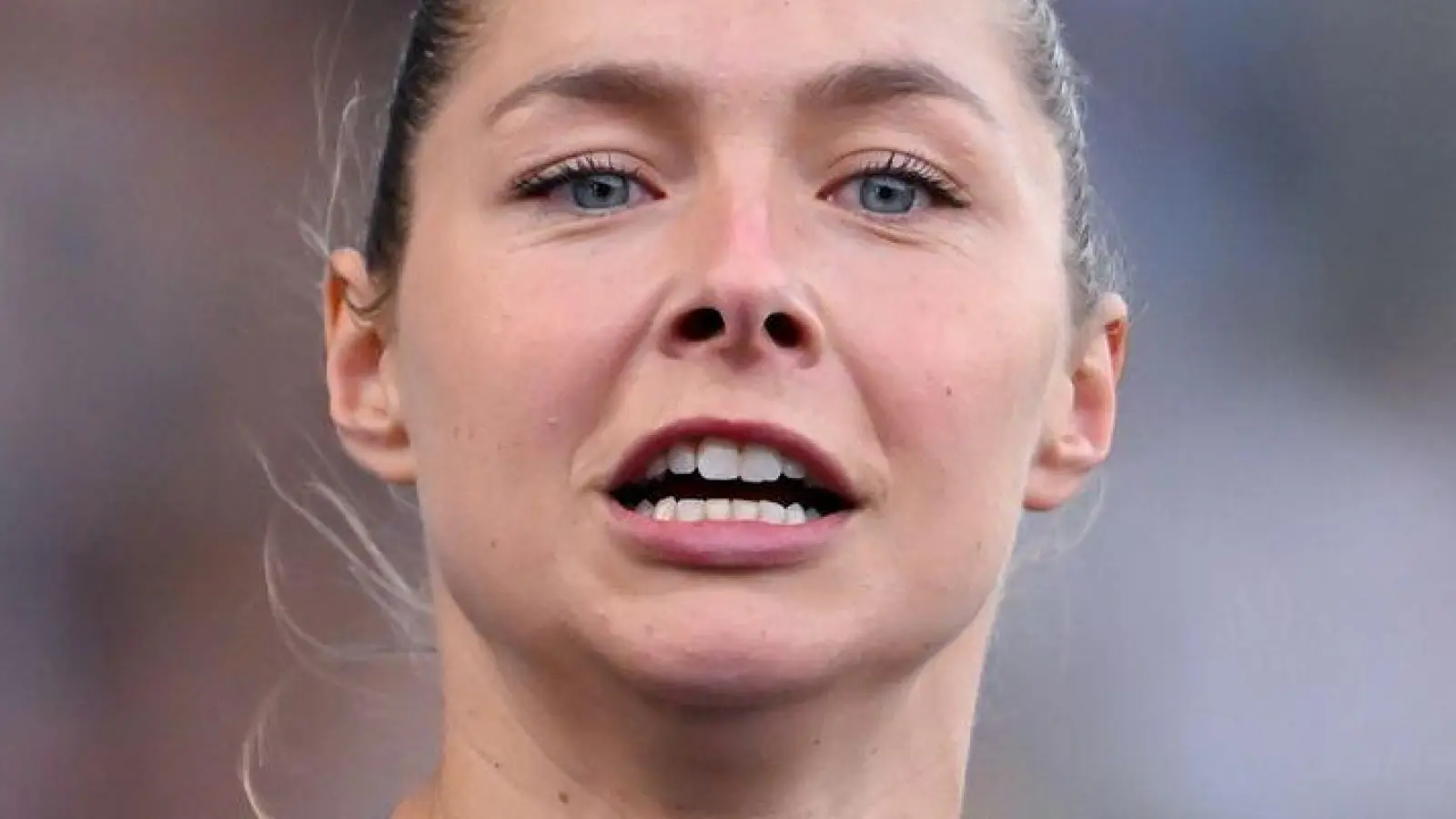 Gina Lückenkemper berichtete nach dem 100-Meter-Finale von einem Zeckenbiss in den Hinterkopf. (Foto: Sven Hoppe/dpa)