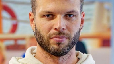 Dennis Diekmeier und seine Frau Dana sprechen über die schwere Krebserkrankung von Tochter Delani. (Foto: Uwe Anspach/dpa)